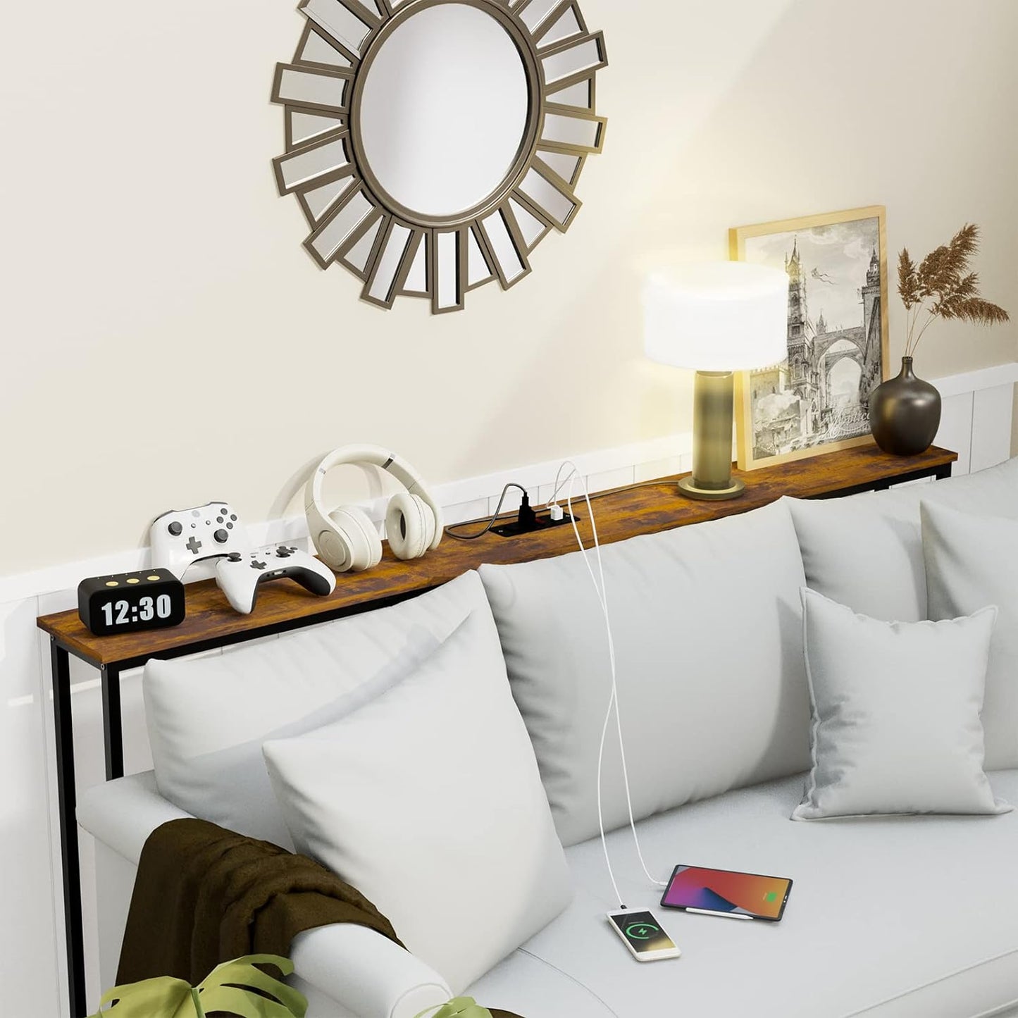 Mesa de entrada ó de sofa estrecha de madera, con estación de carga (tomas y USB).