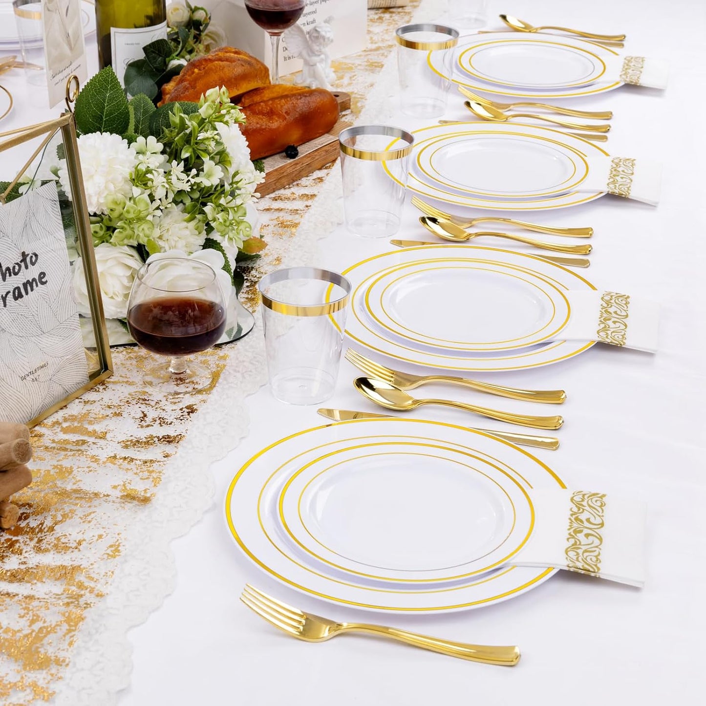 Juego de vajilla dorada desechable para Fiestas, mastrimonios catering, etc – 700 Piezas