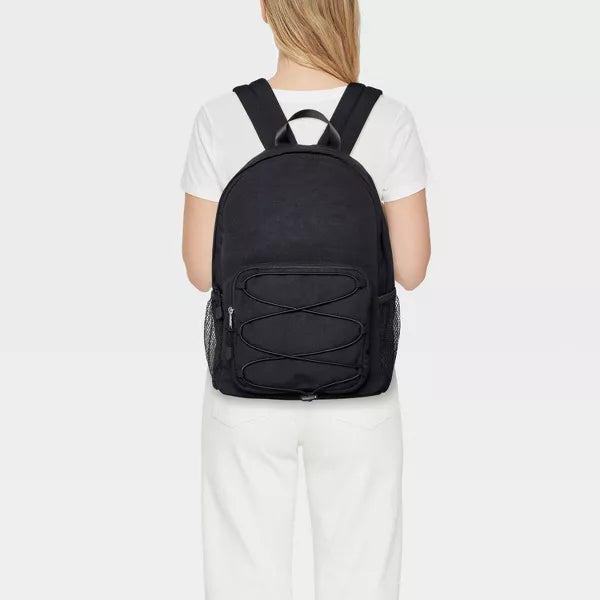Bulto de 16.22 litros de 40cms, color negro. Wild Fable