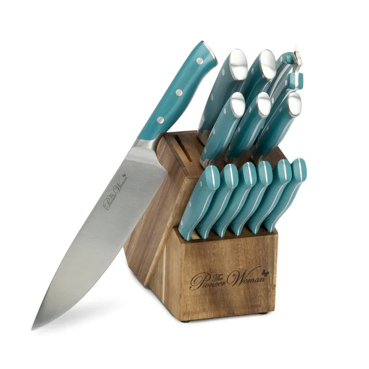 Juego de cuchillos de 14 piezas con base de madera. Disponible en turquesa y acero inox. The Pioneer woman