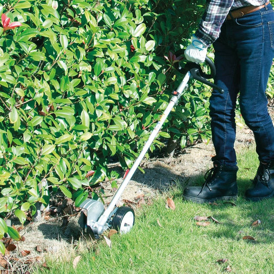 Orilladora Makita EE400MP Edger - Eje de fijación