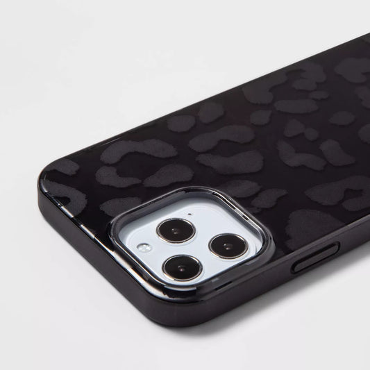 Estuche para Iphone 13 estilo Leopardo. Heyday.