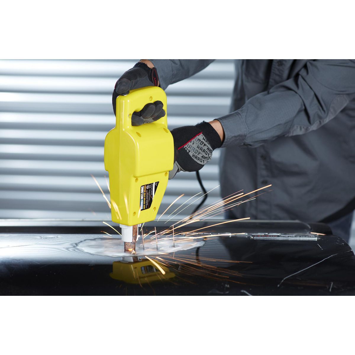 Kit de reparación de abolladuras con soldador de perno y martillo de extracción. Chicago Electric