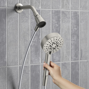 Ducha de mano magnetica de lujo con 4 modos. Kolher
