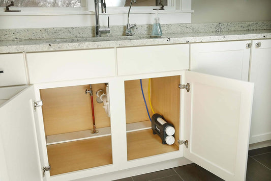 Sistema de filtración de agua con grifo. Whirlpool WHADUS5