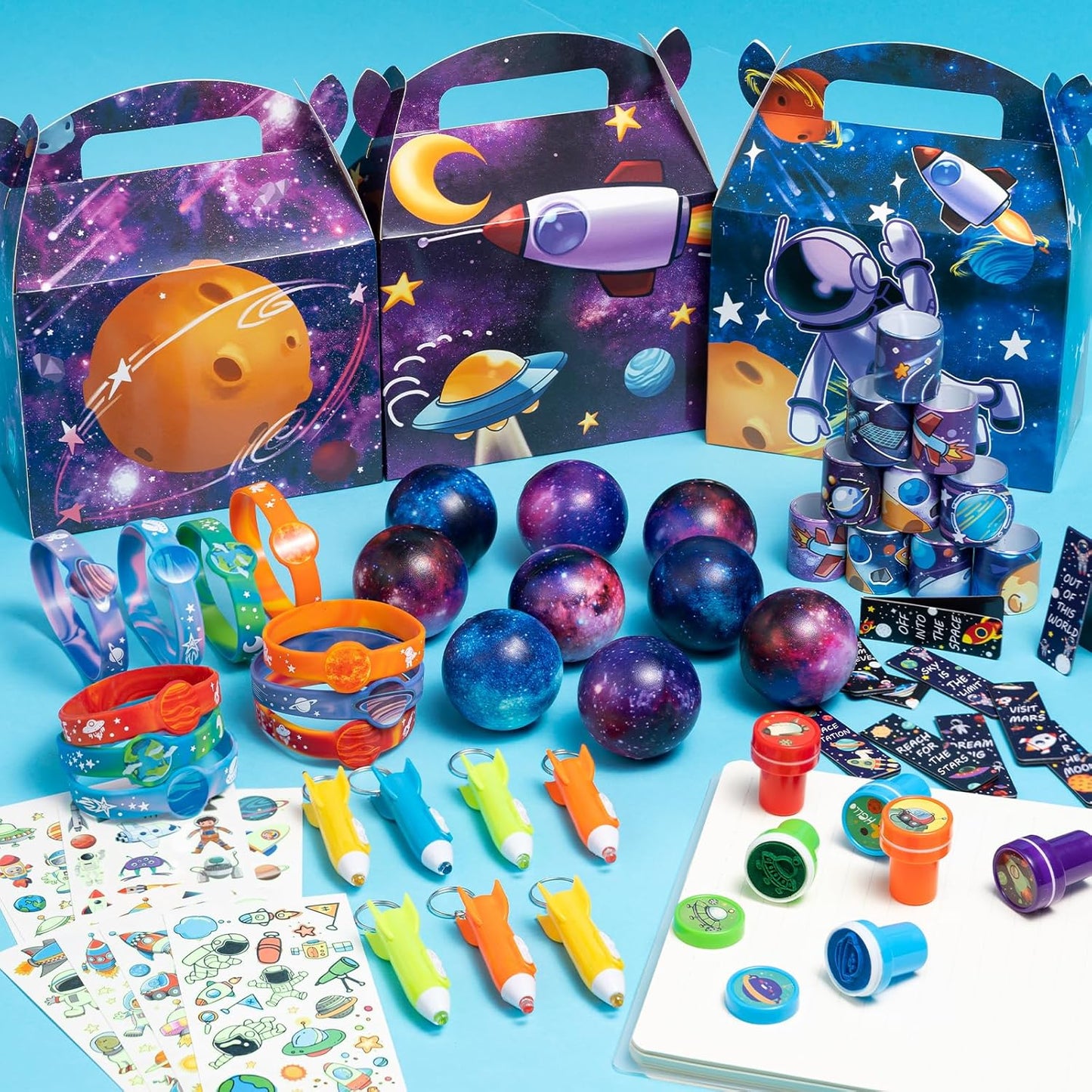 Kits para regalos de fiestas con tematica espacial. 9 kits