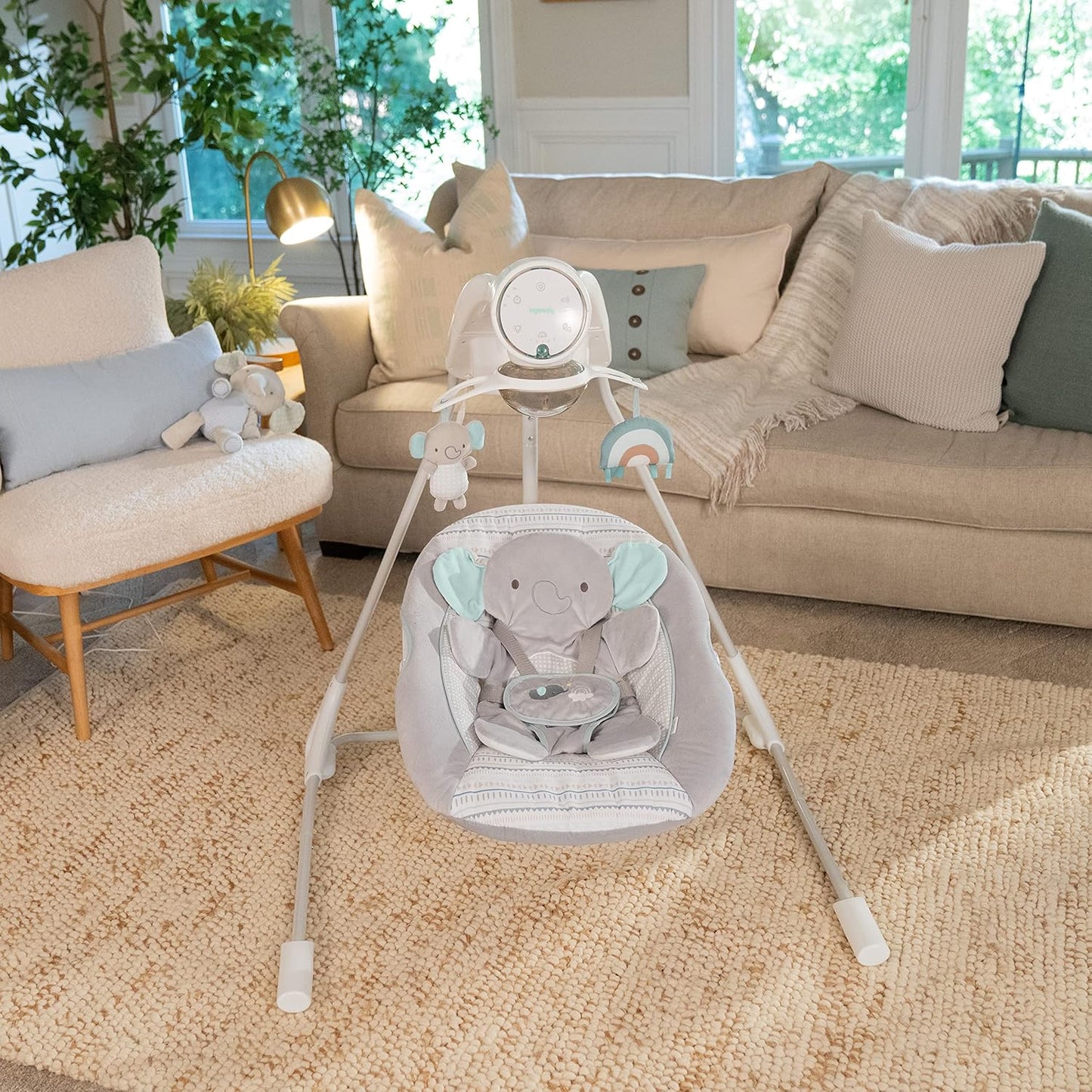 Columpio para Bebes Motorizado 5 Velocidades con Móvil Luminoso, Sonidos y Reclinable. Ingenuity InLighten