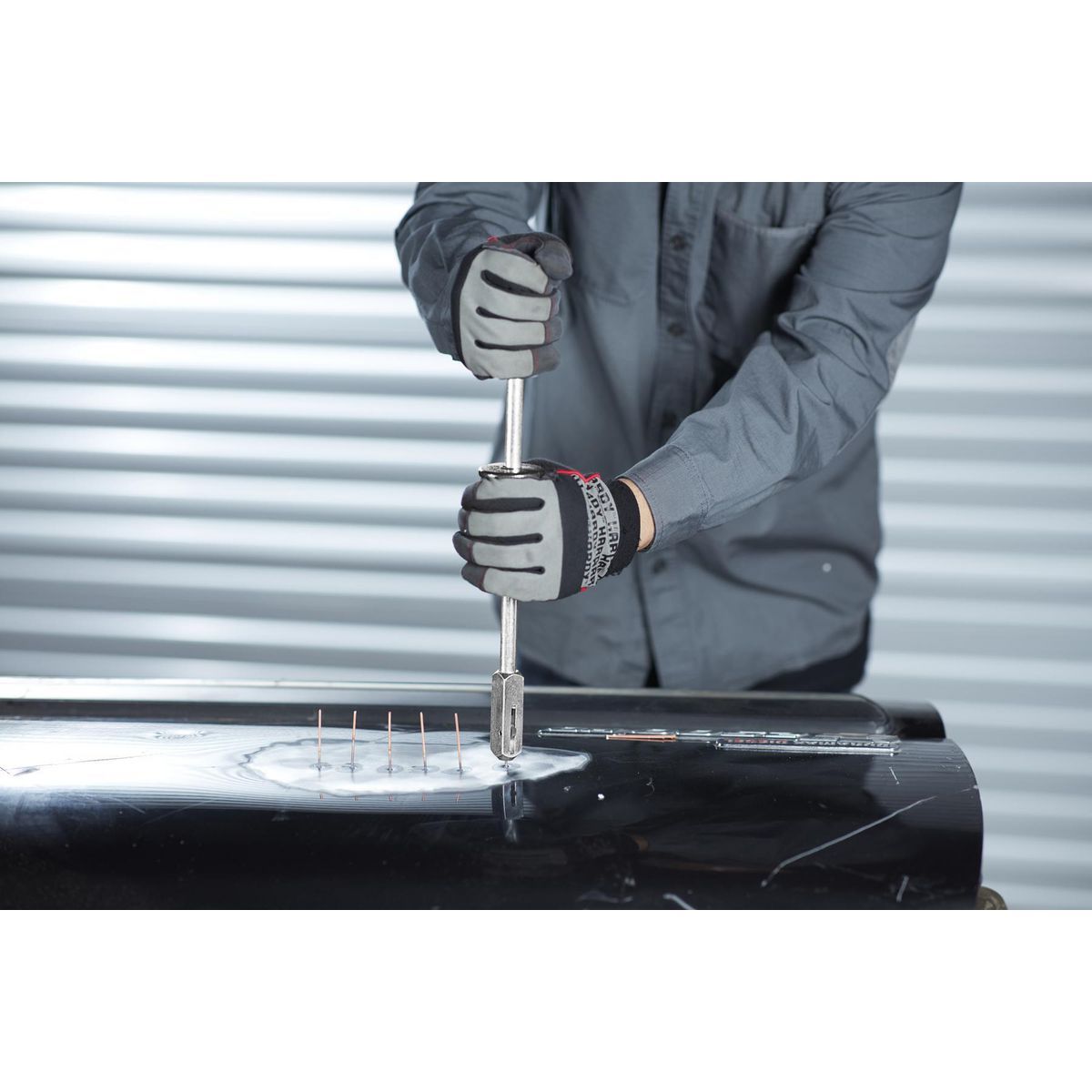 Kit de reparación de abolladuras con soldador de perno y martillo de extracción. Chicago Electric