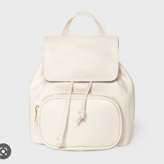 Bolso pequeño tipo salveque color blanco crema